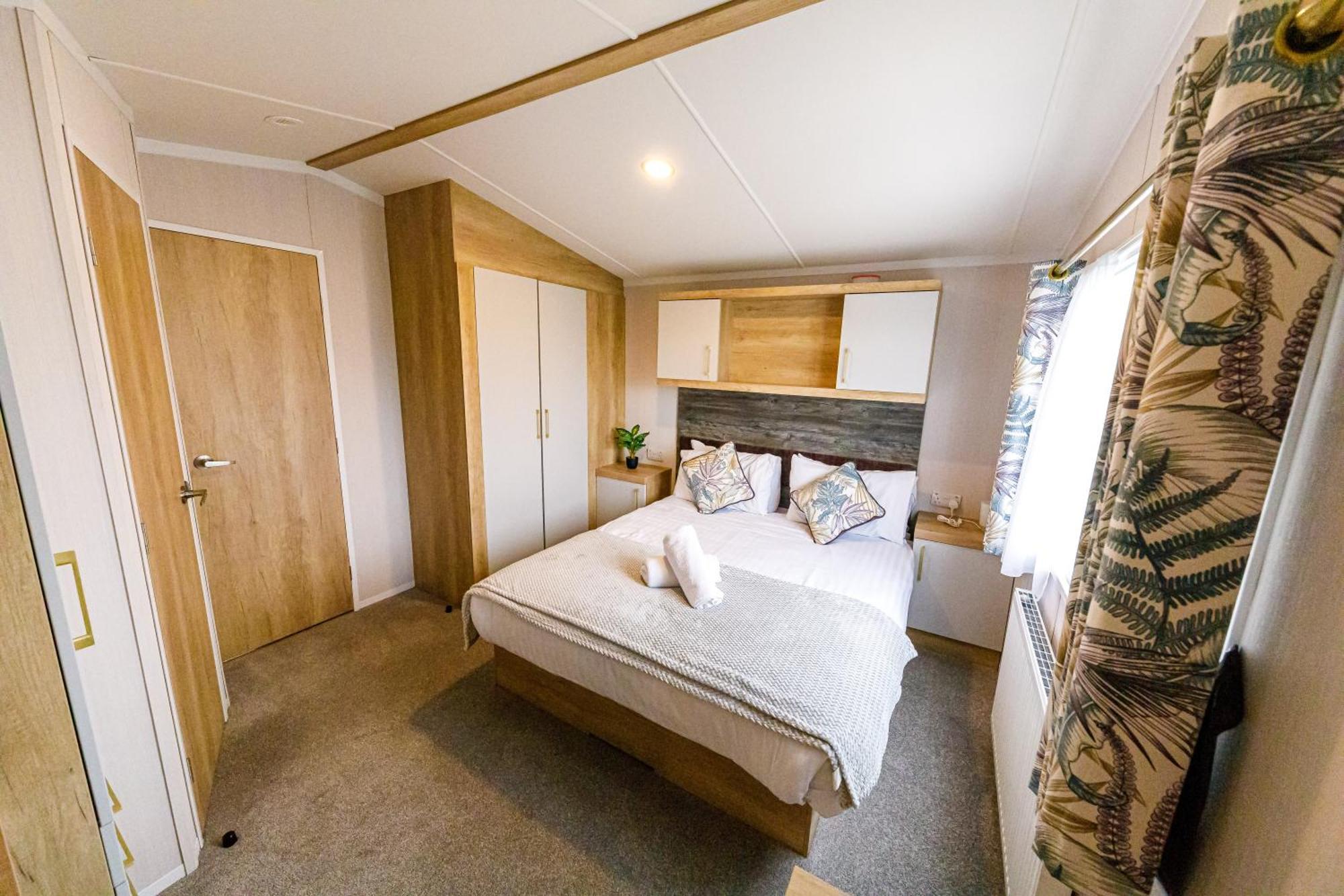 2bed - Free Parking, Close To & St Mary's Lighthouse *